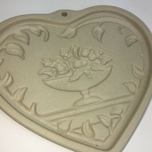 Pampered Chef Clay Cookie Mold Come To The Table Heart Vintage 1999 Baking Cook - Picture 3 of 12